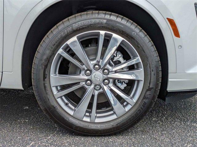 new 2025 Cadillac XT6 car, priced at $59,415