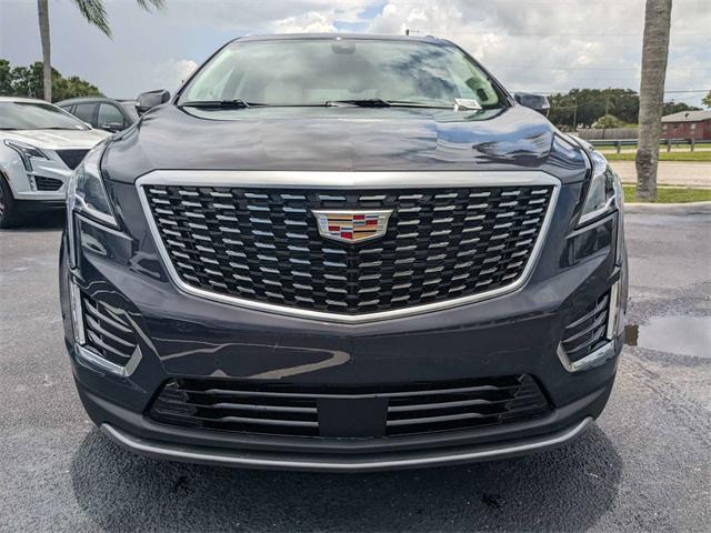 new 2025 Cadillac XT5 car, priced at $54,790
