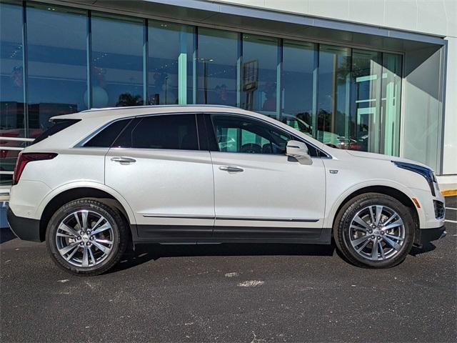 new 2024 Cadillac XT5 car, priced at $53,064