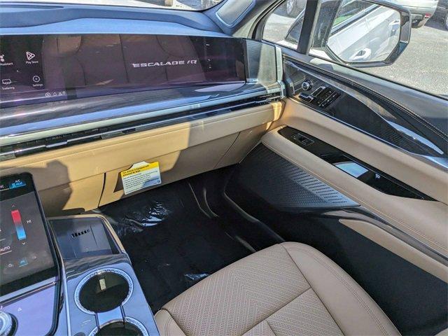 new 2025 Cadillac Escalade IQ car, priced at $135,740