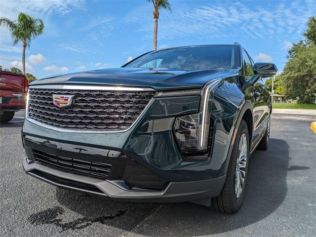 new 2024 Cadillac XT4 car, priced at $44,015