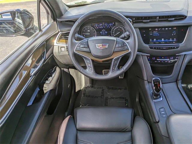 used 2017 Cadillac XT5 car, priced at $23,900