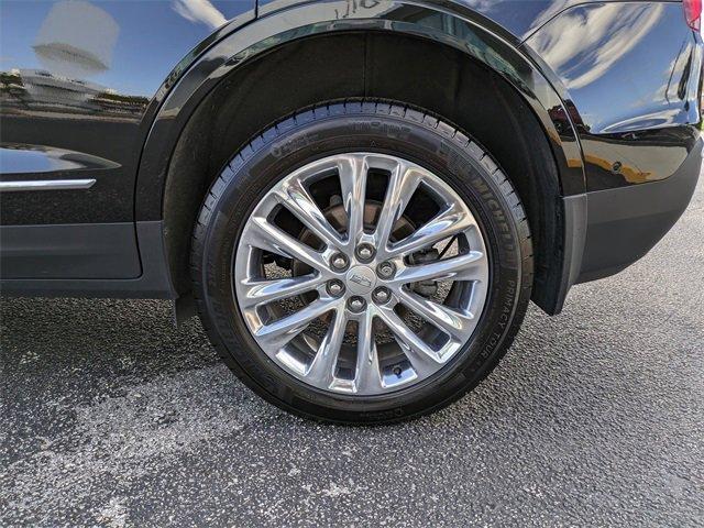 used 2017 Cadillac XT5 car, priced at $23,900