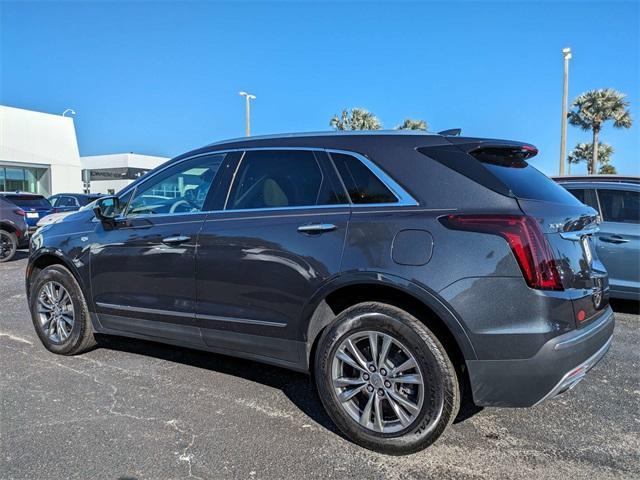 used 2023 Cadillac XT5 car, priced at $29,400