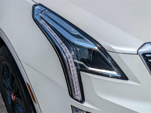 new 2025 Cadillac XT5 car