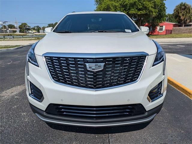 new 2025 Cadillac XT5 car