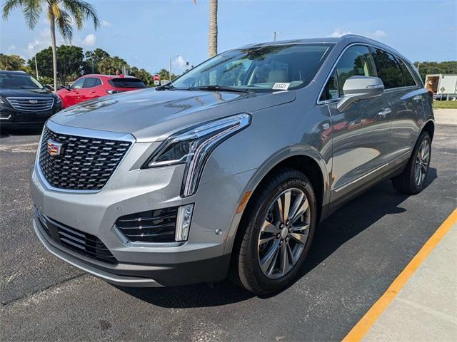new 2025 Cadillac XT5 car, priced at $56,165