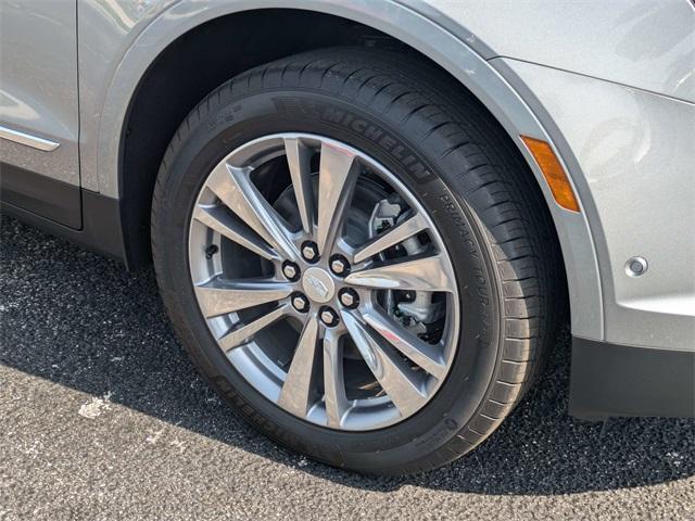 new 2025 Cadillac XT5 car, priced at $56,165