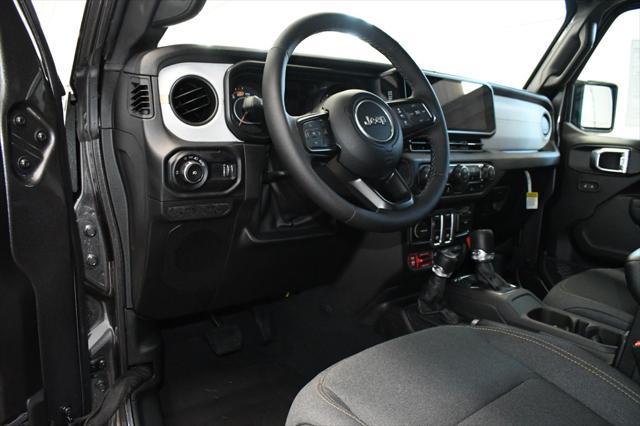 new 2025 Jeep Wrangler car, priced at $45,875