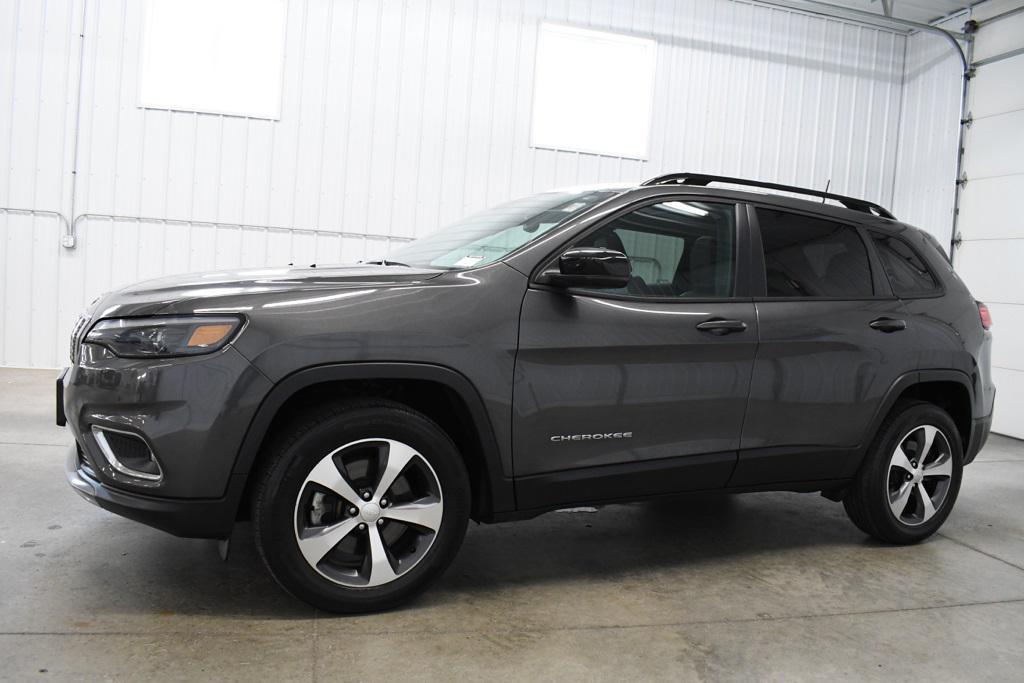 used 2022 Jeep Cherokee car, priced at $25,370