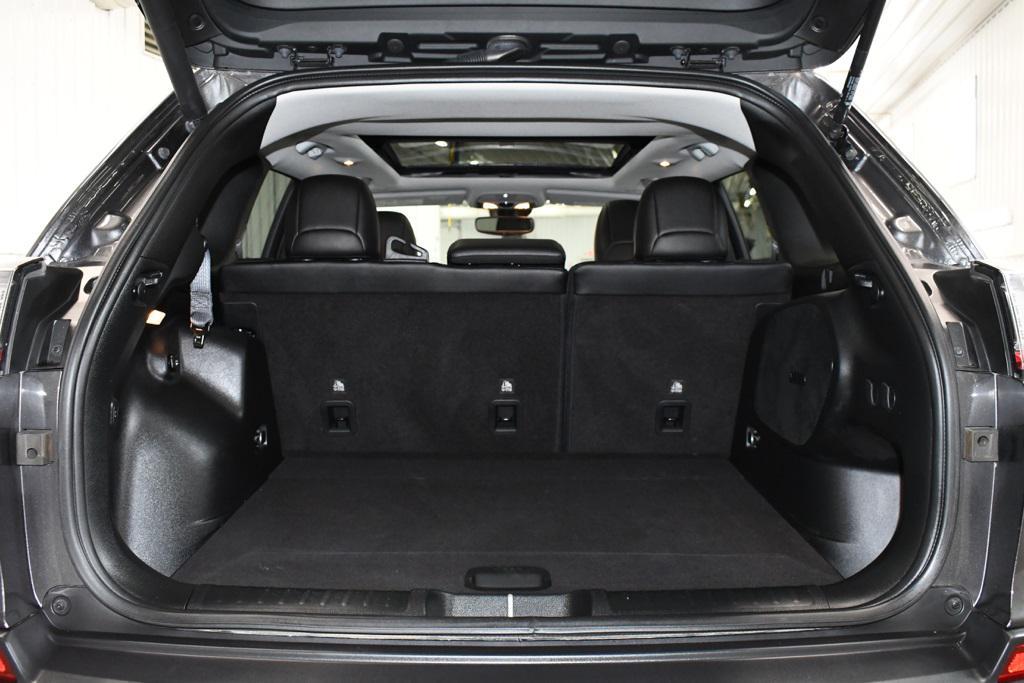 used 2022 Jeep Cherokee car, priced at $25,370