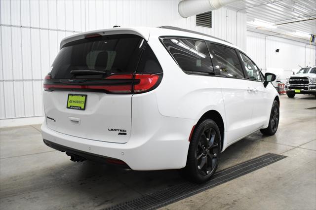 new 2025 Chrysler Pacifica car, priced at $51,955