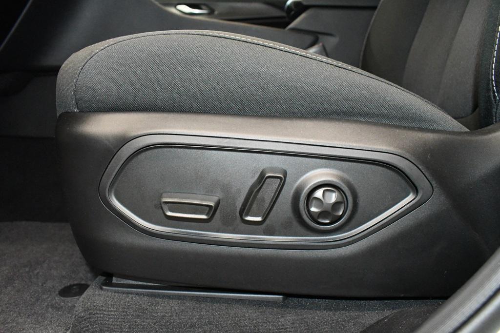 new 2025 Jeep Grand Cherokee L car, priced at $45,375