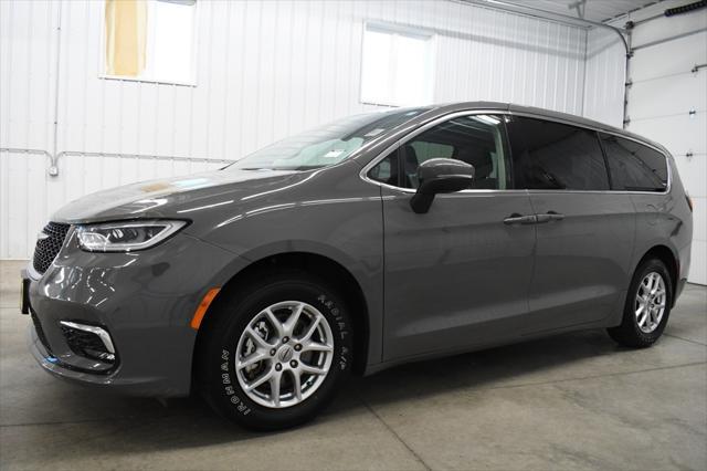 used 2023 Chrysler Pacifica car, priced at $25,990