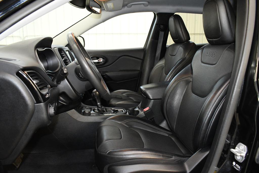 used 2023 Jeep Cherokee car, priced at $23,180