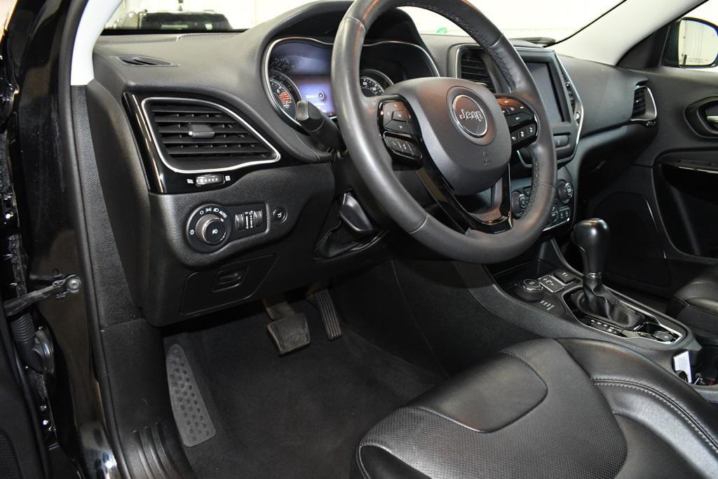 used 2023 Jeep Cherokee car, priced at $23,180