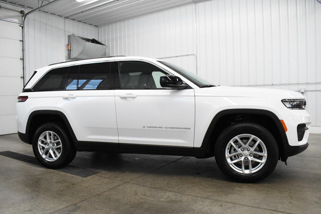 new 2025 Jeep Grand Cherokee car, priced at $41,391