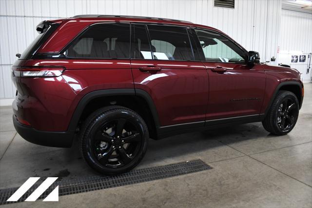 new 2024 Jeep Grand Cherokee car, priced at $54,228