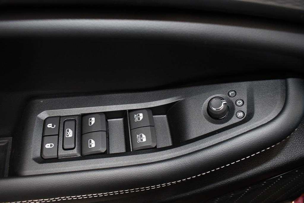 new 2025 Jeep Grand Cherokee L car, priced at $45,911
