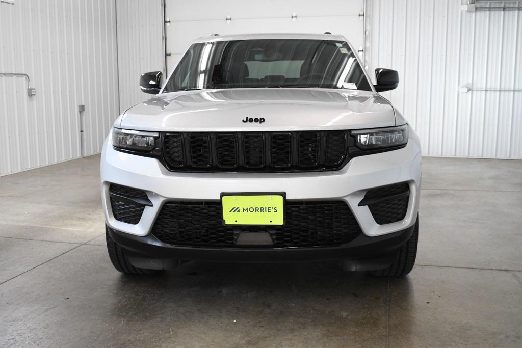 used 2024 Jeep Grand Cherokee car, priced at $38,890