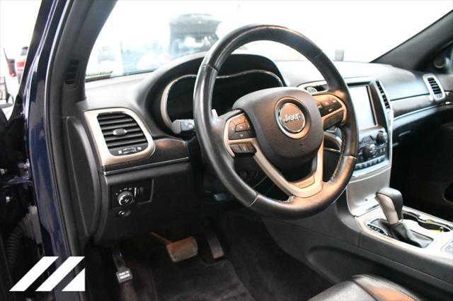 used 2017 Jeep Grand Cherokee car, priced at $10,790