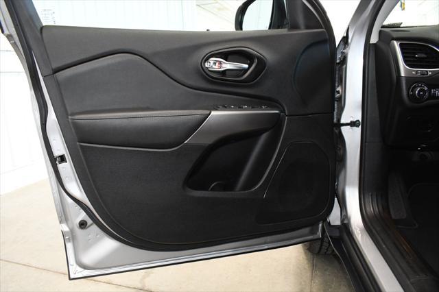 used 2021 Jeep Cherokee car, priced at $22,380