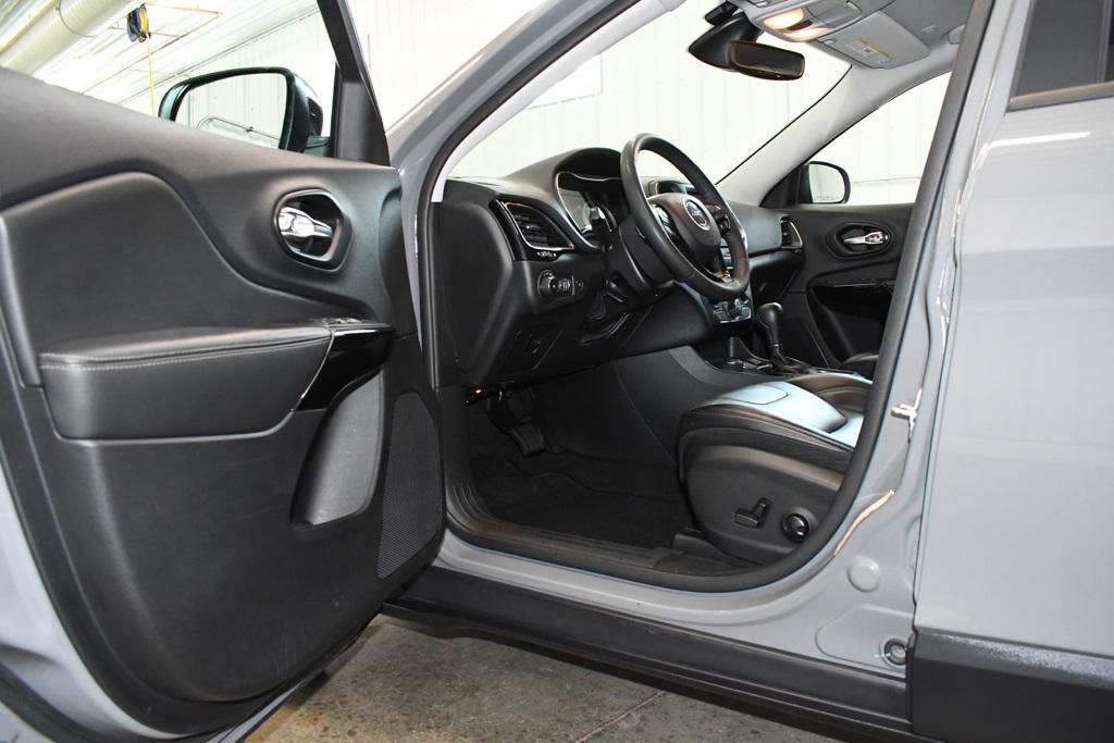 used 2023 Jeep Cherokee car, priced at $22,880