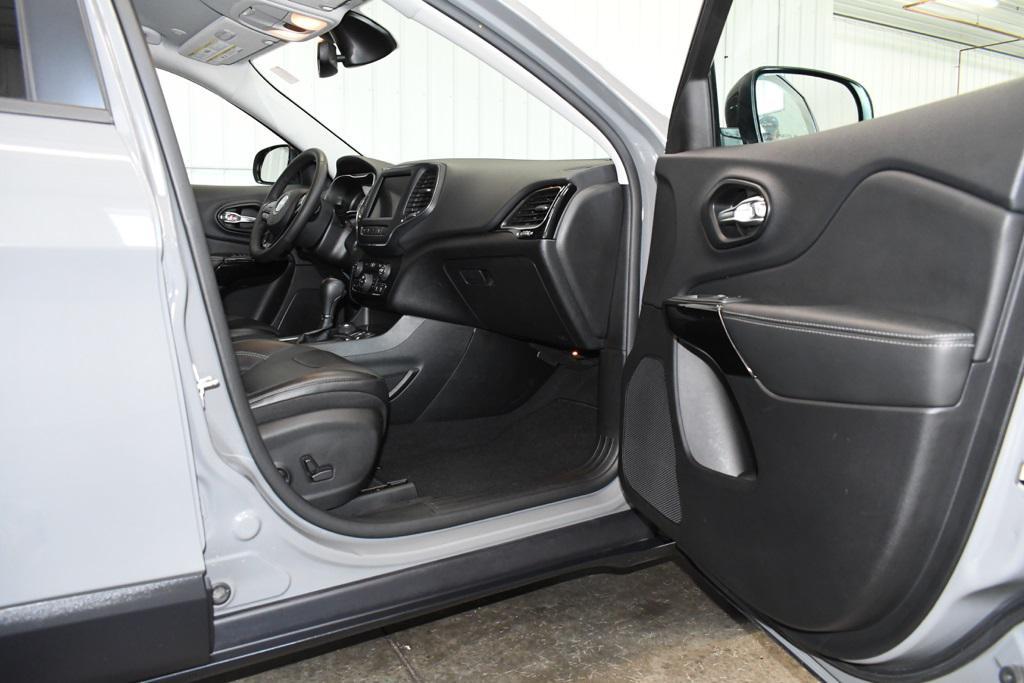 used 2023 Jeep Cherokee car, priced at $22,880