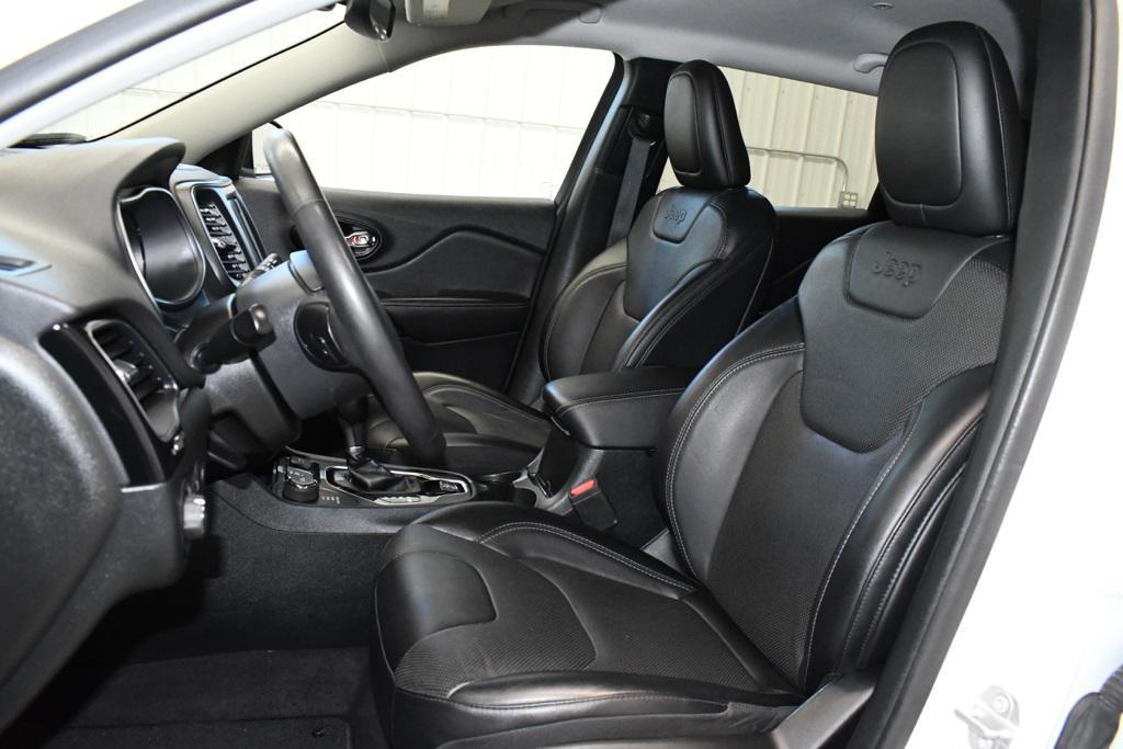 used 2023 Jeep Cherokee car, priced at $23,180