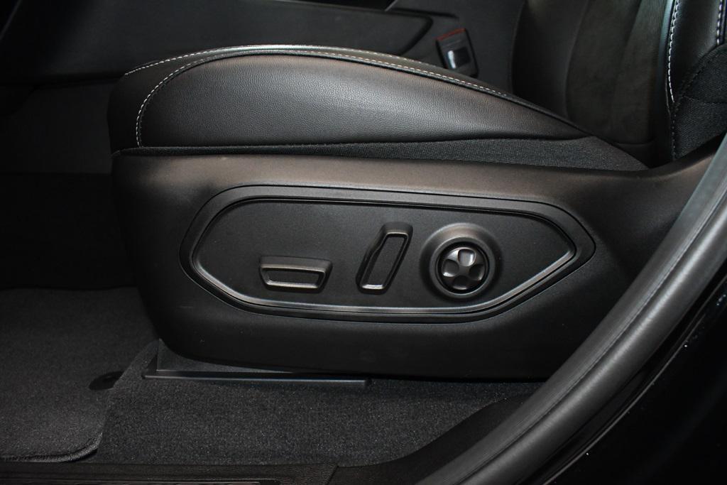 new 2025 Jeep Grand Cherokee car, priced at $41,729