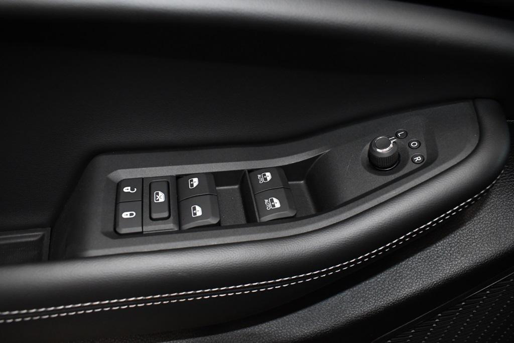 new 2025 Jeep Grand Cherokee car, priced at $41,729