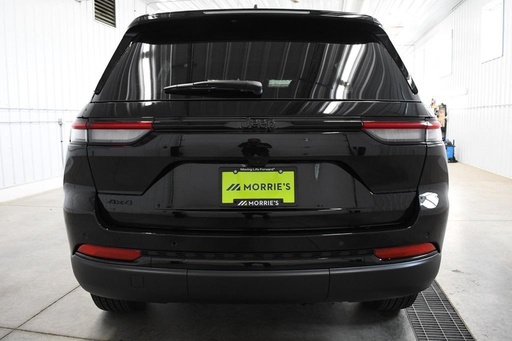 new 2025 Jeep Grand Cherokee car, priced at $41,729