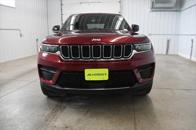 used 2024 Jeep Grand Cherokee car, priced at $32,990