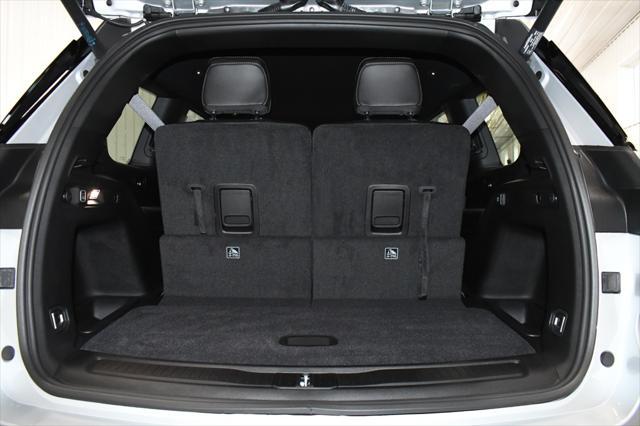 new 2025 Jeep Grand Cherokee L car, priced at $47,870