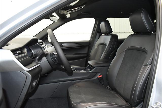new 2025 Jeep Grand Cherokee L car, priced at $47,870