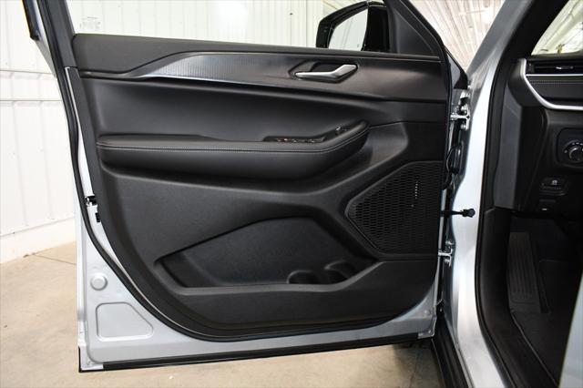 new 2025 Jeep Grand Cherokee L car, priced at $47,870