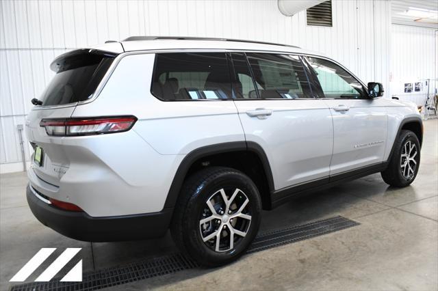 new 2024 Jeep Grand Cherokee L car, priced at $45,040