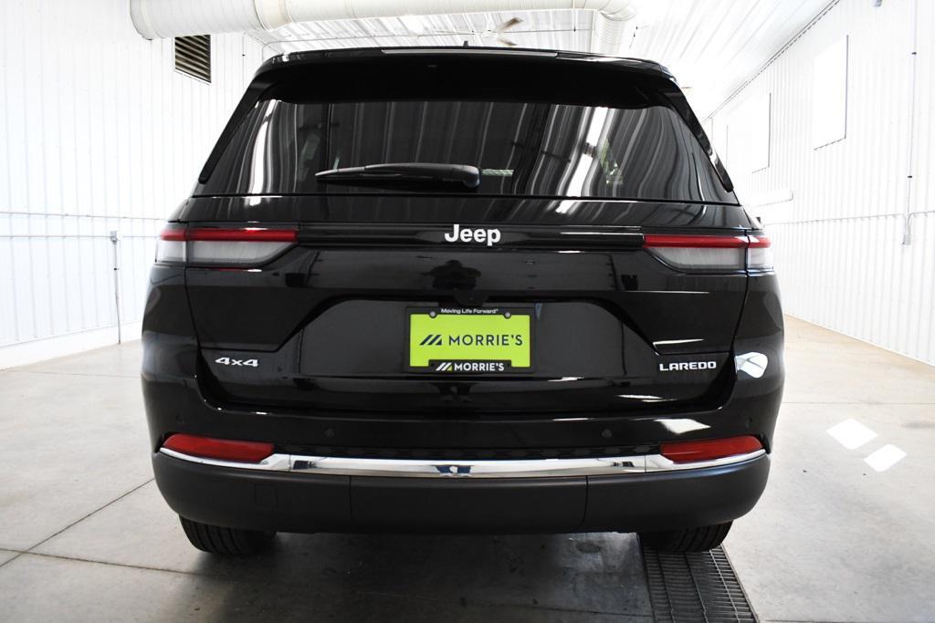 new 2025 Jeep Grand Cherokee car, priced at $42,052