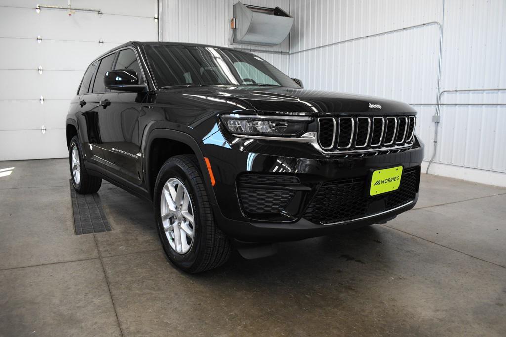 new 2025 Jeep Grand Cherokee car, priced at $42,052