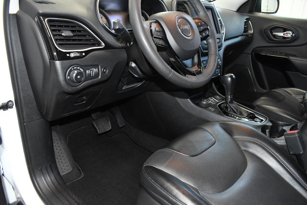 used 2023 Jeep Cherokee car, priced at $22,990