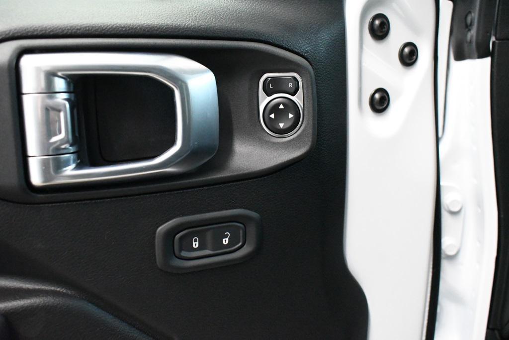 new 2025 Jeep Wrangler car, priced at $44,896