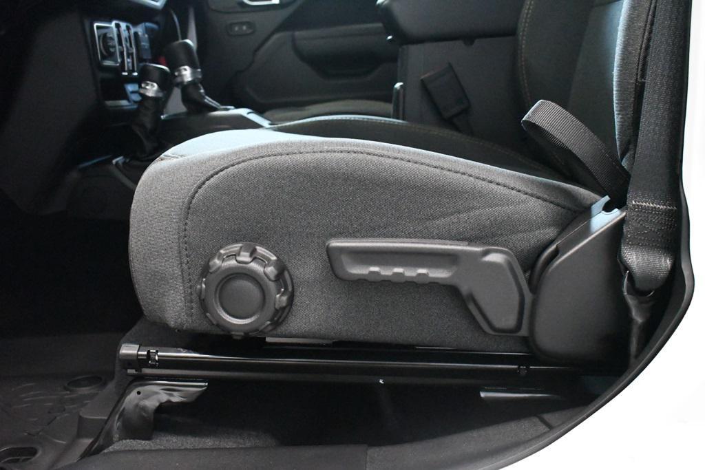 new 2025 Jeep Wrangler car, priced at $44,896