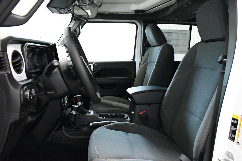 new 2025 Jeep Wrangler car, priced at $44,896