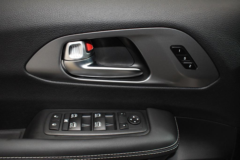 new 2026 Chrysler Pacifica car, priced at $47,695