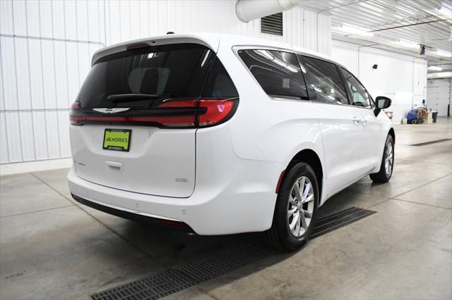 new 2025 Chrysler Pacifica car, priced at $44,255