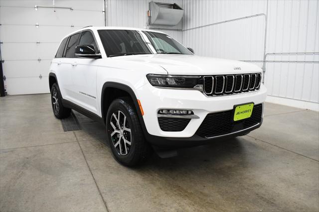 new 2025 Jeep Grand Cherokee car, priced at $44,895