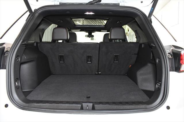 used 2024 Chevrolet Equinox car, priced at $28,790