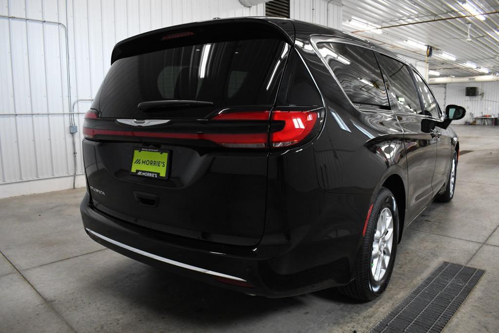 new 2026 Chrysler Pacifica car, priced at $44,575