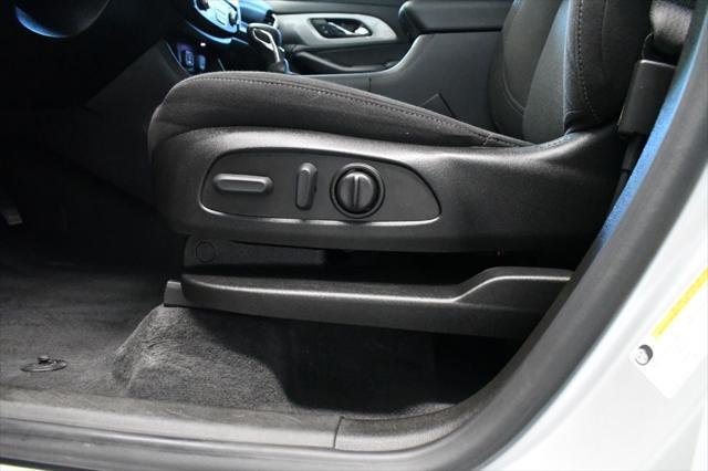 used 2022 Chevrolet Traverse car, priced at $26,990