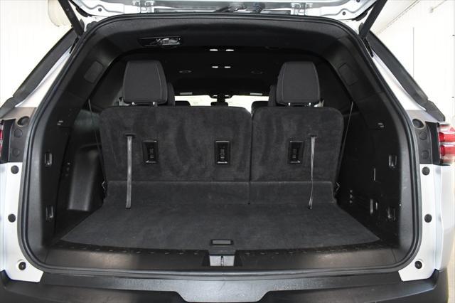 used 2022 Chevrolet Traverse car, priced at $26,990